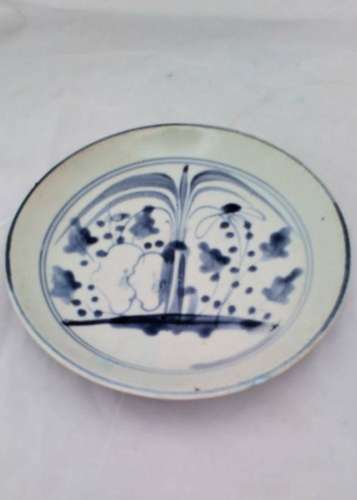 Korean Porcelain Plate or Dish Blue and White Chosŏn 朝鮮時代 19th C