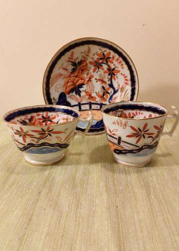 Antique Regency Period New Hall Porcelain Trio Japan Imari Fence Pattern Number 711 London Shape Cups & Saucer circa 1815