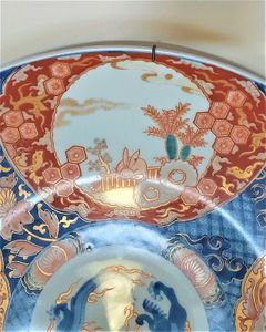 Large antique Japanese Arita porcelain charger decorated with hand painted hares & tree ferns  with a central dragon chasing a flaming pearl - circa 1870 in the 19th century Japanese Meiji period - 47 cm diameter 3.43 kg unpacked