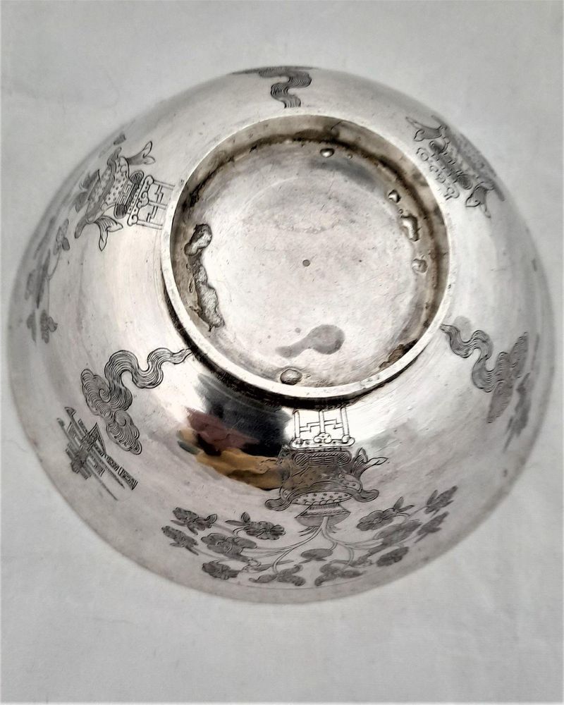Chinese White Metal Silver Bowl 5" Engraved flower vase & Longevity character shou 壽 Lingzhi Fungus 19th century 173 grammes