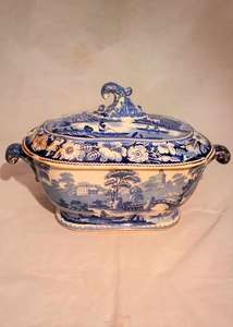 Wild Rose Nuneham Courtenay Large Soup Tureen Pottery Blue and White Antique c 1830