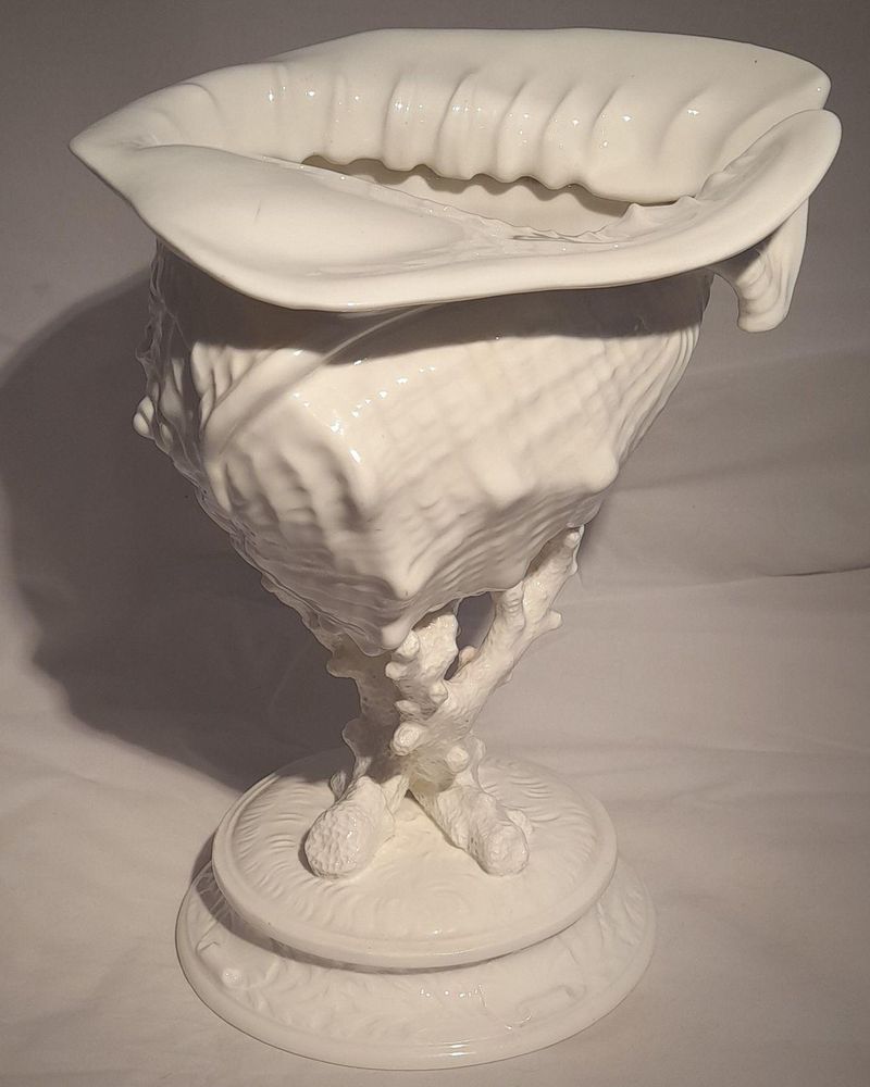 Antique Wedgwood White Porcelain Centrepiece - Fine Bone China Conch Shell sat Upon Coral on a round base - Victorian circa 1900 - 24.8 cm H 19 cm L
