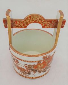 Japanese Kutani Porcelain Well Bucket Shaped Vase decorated in aka-e Meiji antique circa 1890 - signed Kutani Kankin Ken sei 12.7 cm high 319 grammes