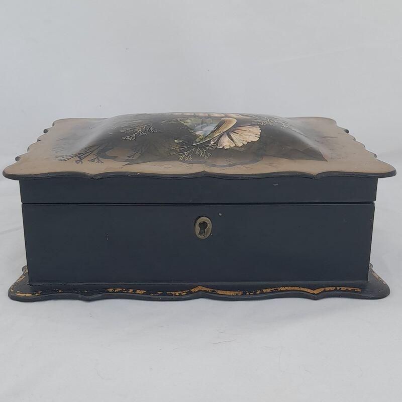 Front - Papier Mache Jewellery Box scalloped rim & hand painted Shells Seaweed & kelp design with Inlaid Mother of Pearl - Antique Victorian Conchology c 1850