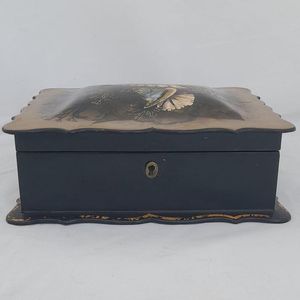 Front - Papier Mache Jewellery Box scalloped rim & hand painted Shells Seaweed & kelp design with Inlaid Mother of Pearl - Antique Victorian Conchology c 1850