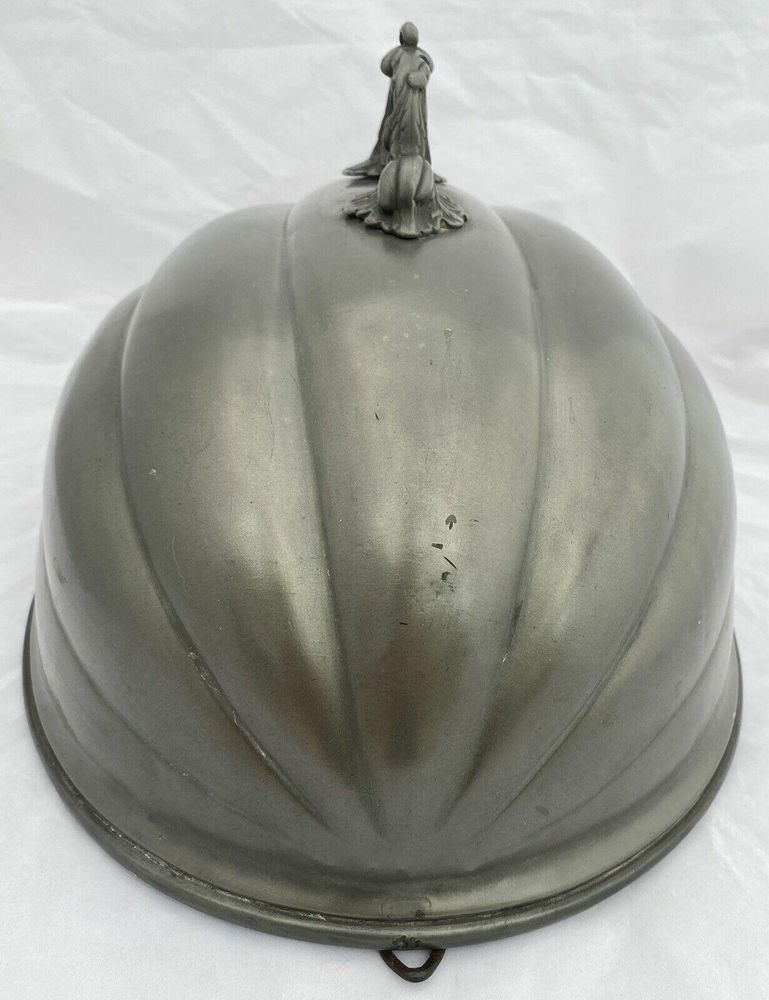 top side view with hanging loop