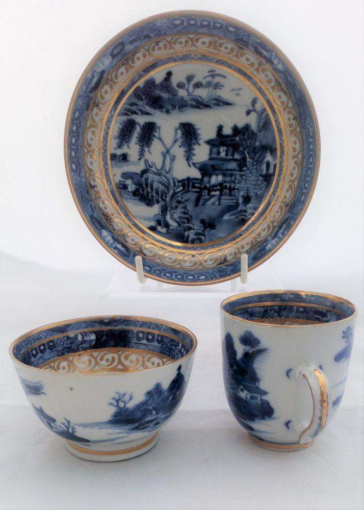 Chinese Porcelain Trio Gilded Blue and White Emerging Boat Qianlong Qing c 1780