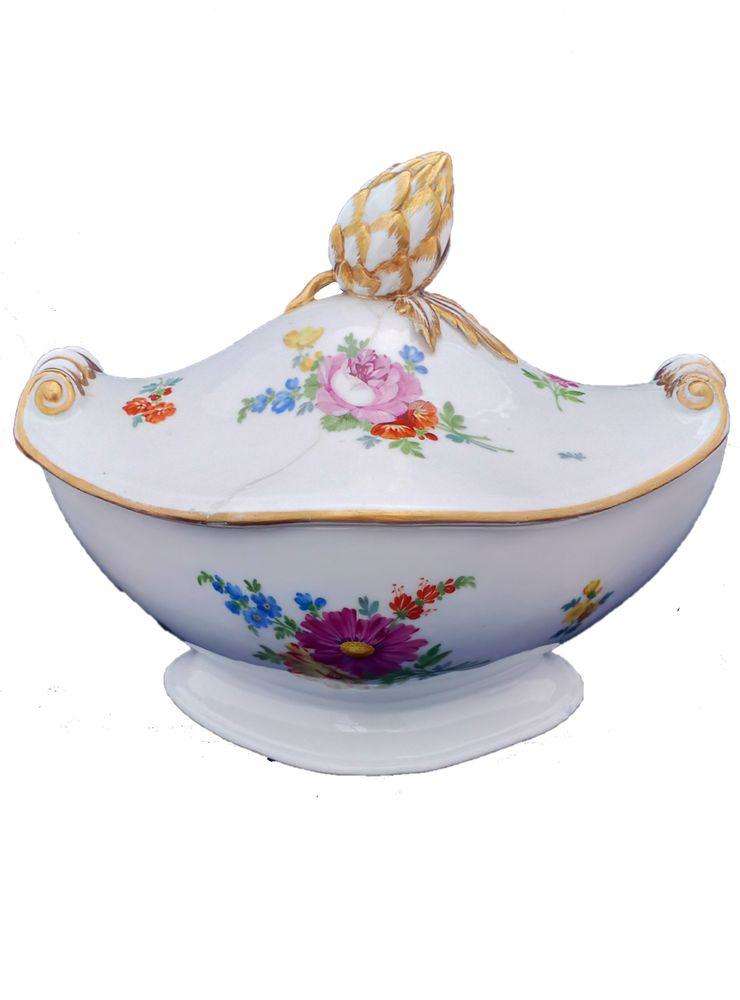 Antique Meissen Marcolini Period Porcelain Lidded Sauce Tureen with an Artichoke Handle circa 1800