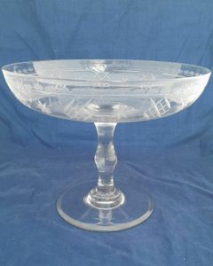 Antique Late Georgian Engraved Clear Glass Centrepiece Comport Compote circa 1830