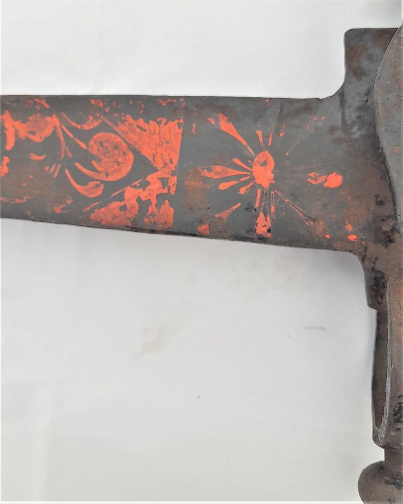 Antique Georgian floral painted wrought iron hanging balance beam scales circa 1825, 62 cm wide.