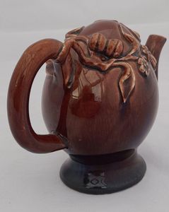 Antique Brameld Mortlocks Cadogan Rockingham glazed earthenware pottery wine ewer or teapot circa 1830 manganese purple-brown Rockingham Glazed Chinese Inspired 10 cm H 14.2 cm L 6.8 cm D 228 g
