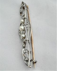 Antique Edwardian 18ct White and Yellow Gold Bar Brooch set with Diamonds  and Natural Pearls