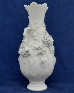 Victorian Parian vase decorated with applied grapevines & tendrils baluster shaped serrated flared rim Samuel Alcock antique ca 1850 25.4cm H 0.64 kg