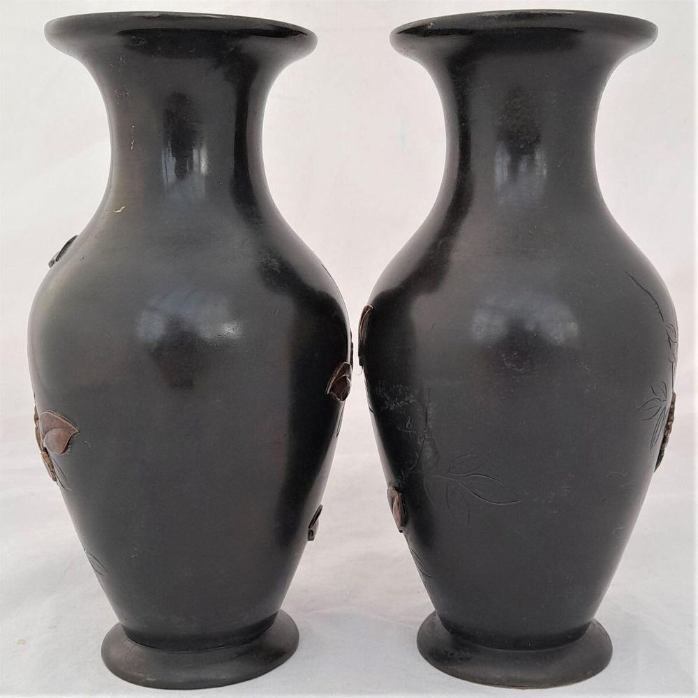 Back -Japanese Patinated Bronze Vases in Mixed Metal - Antique Meiji Period circa 1900 - inverted baluster decorated with rose flowers - Shakudo 18 cm high