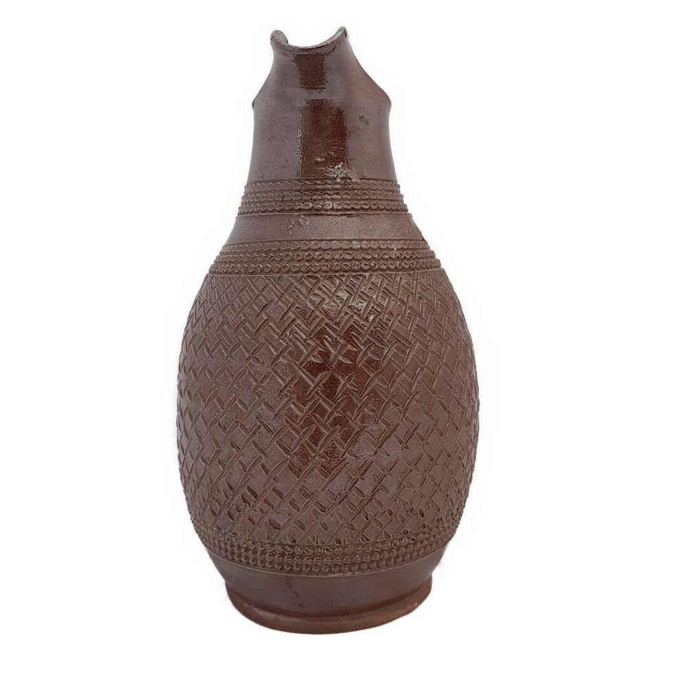 front or spout view