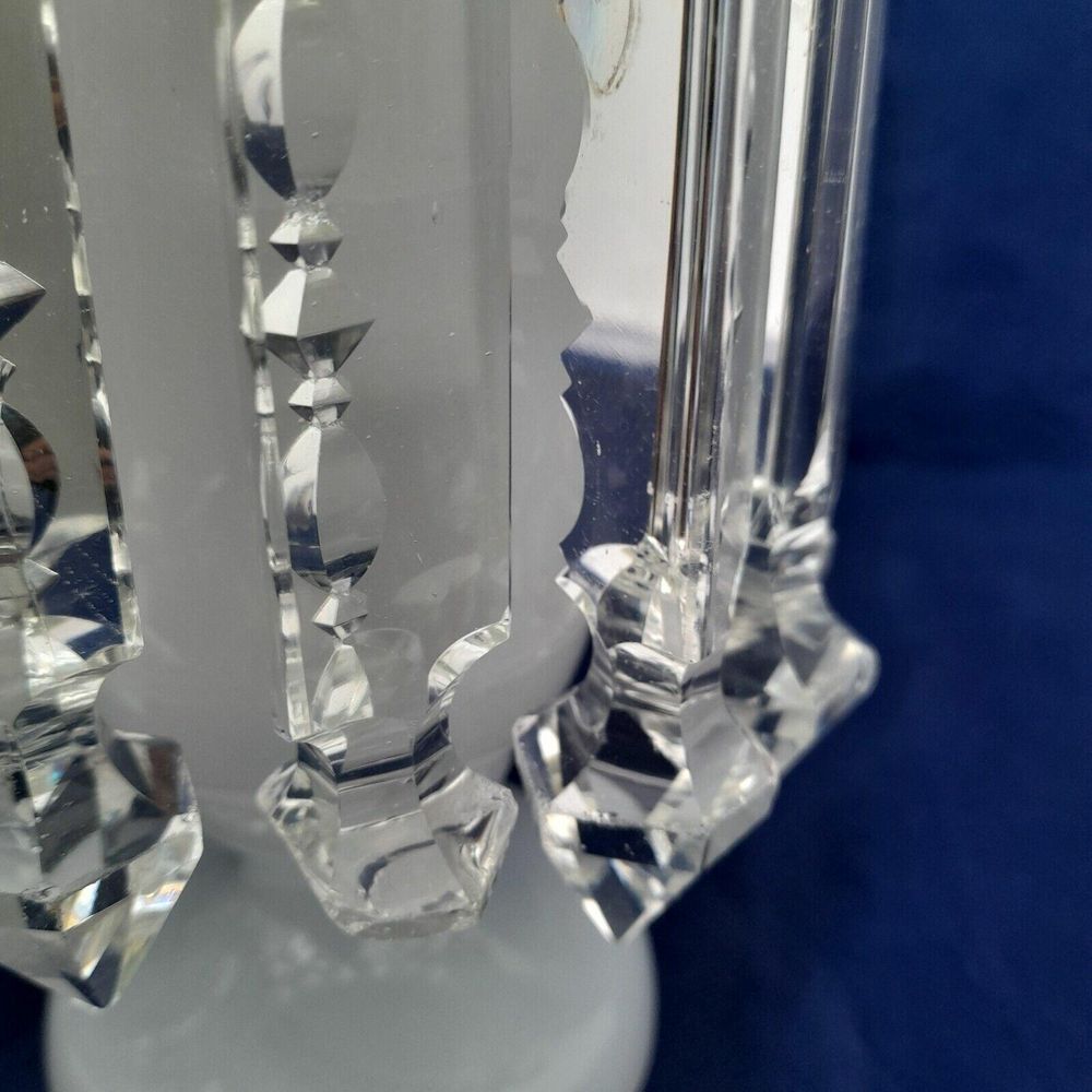 cose up lustre