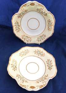 Pair of Spode Felspar Porcelain Handled Dessert Dishes 4747 pattern circa 1830