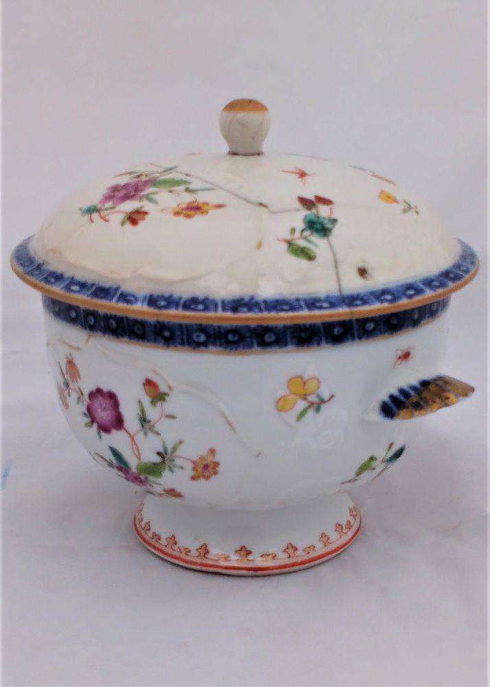Chinese Porcelain Ecuelle Porringer Broth Bowl Qianlong 乾隆 Qing 清代 1750