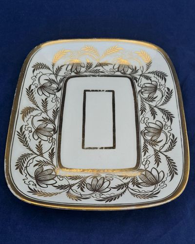 An antique Thomas Rose Coalport London shaped hybrid hard paste porcelain tea pot stand gilded pattern 1149 dating from the Regency period circa 1812.