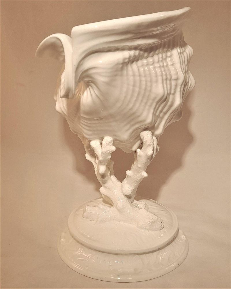 Antique Wedgwood White Porcelain Centrepiece - Fine Bone China Conch Shell sat Upon Coral on a round base - Victorian circa 1900 - 24.8 cm H 19 cm L