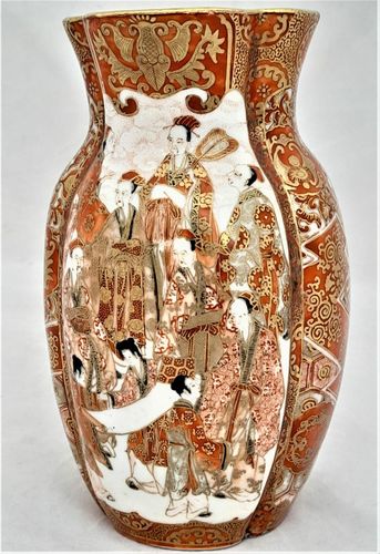 Antique Japanese Kutani Porcelain Vase decorated in iron red and enamel brocade - aka-e kinran-de made in the  Meiji period circa 1885 - signed Kaga San Pu Do - painted by Kasama Shuseki of  Kanazawa  in the Kaga Prefecture 15.2 cm high 9.2 cm wide weighs 370 grammes unpacked.