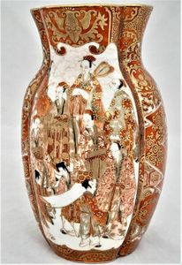 Antique Japanese Kutani Porcelain Vase decorated in iron red and enamel brocade - aka-e kinran-de made in the  Meiji period circa 1885 - signed Kaga San Pu Do - painted by Kasama Shuseki of  Kanazawa  in the Kaga Prefecture 15.2 cm high 9.2 cm wide weighs 370 grammes unpacked.