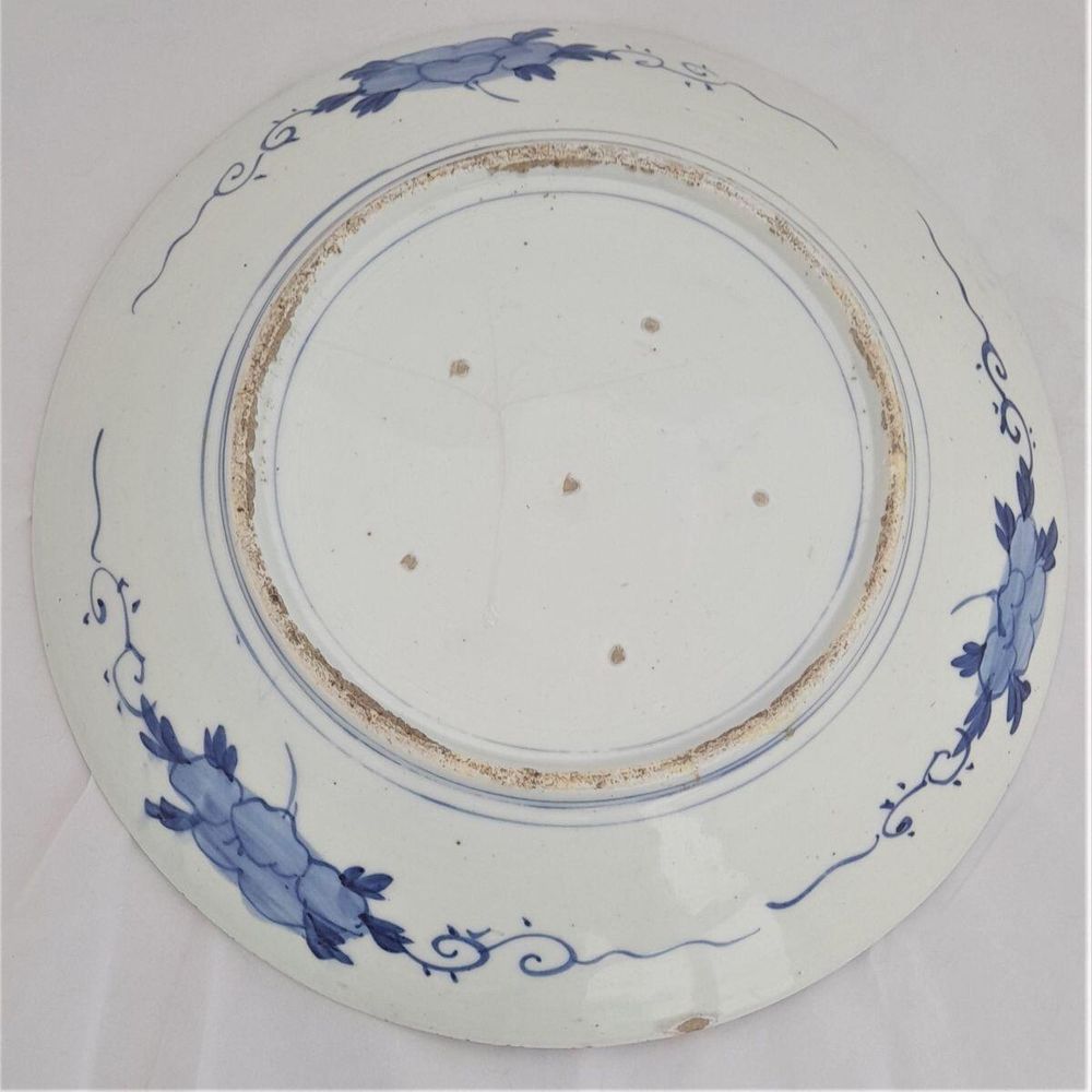 Underside or base of plate - Large Japanese Arita Porcelain Charger Painted Blue & White Bird of Paradise in Prunus Tree - antique circa 1870 19th C Meiji 41 cm diameter 2.29 kg