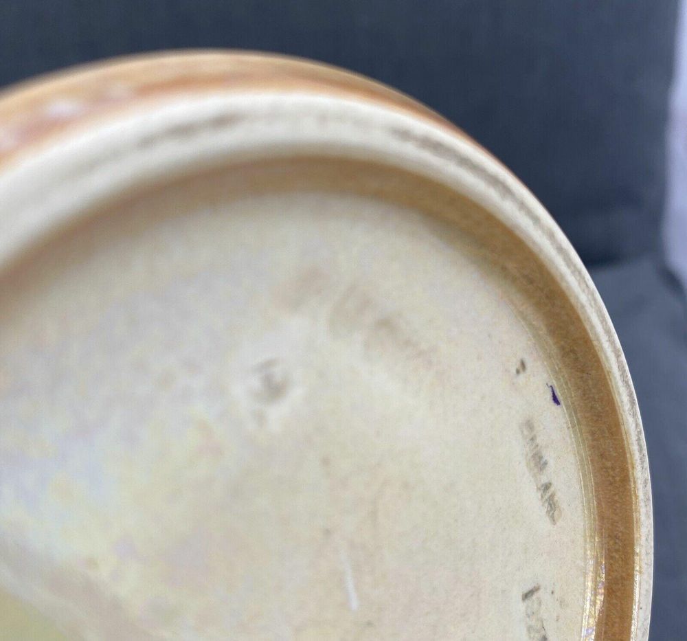 Close up of Ruskin Mark