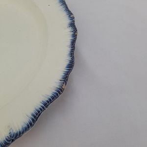 detail of glaze flaking
