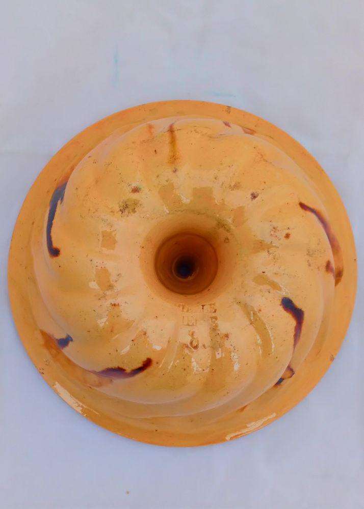 Yellow Ware Slip Pottery Turks Cap Bundt Cake Mould Mielle French Antique c 1880