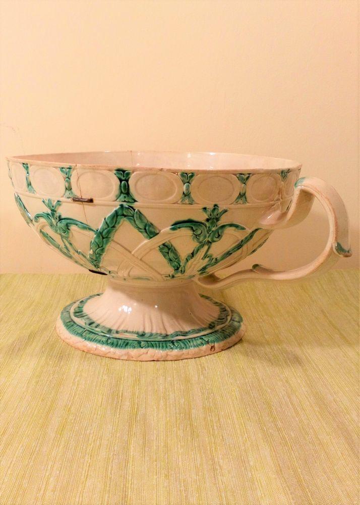 Antique Wedgwood Creamware Footed Twin Handled Orange Bowl or Chestnut Basket Green Prattware circa 1790