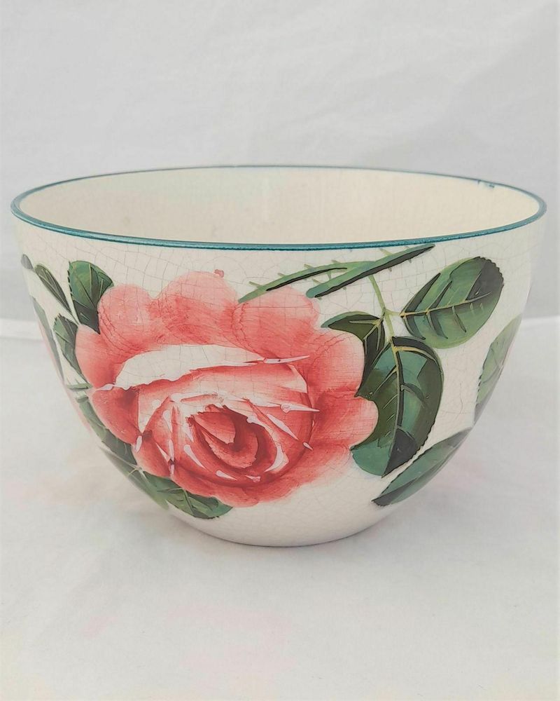 Antique Wemyss Ware Cabbage Roses Bowl hand painted pottery Impressed mark Wemyss Ware circa 1910  - 4 inches high 5 3/4 inches diameter
