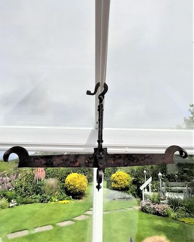 Antique Georgian floral painted wrought iron hanging balance beam scales circa 1825, 62 cm wide.