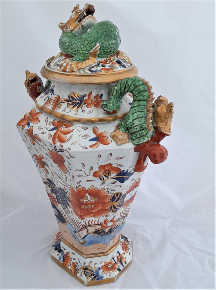 Antique Masons Patent Ironstone China alcove vase hand painted Fence Japan pattern potpourri circa 1815 Dragon handles Regency early 19thC 54cm 7.6kg