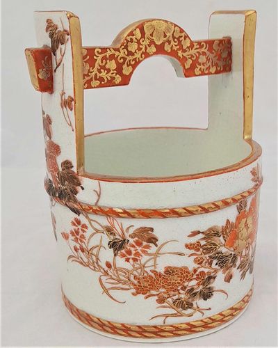 Japanese Kutani Porcelain Well Bucket Shaped Vase decorated in aka-e Meiji antique circa 1890 - signed Kutani Kankin Ken sei 12.7 cm high 319 grammes