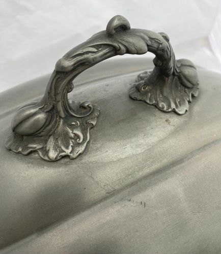 close up of the handle