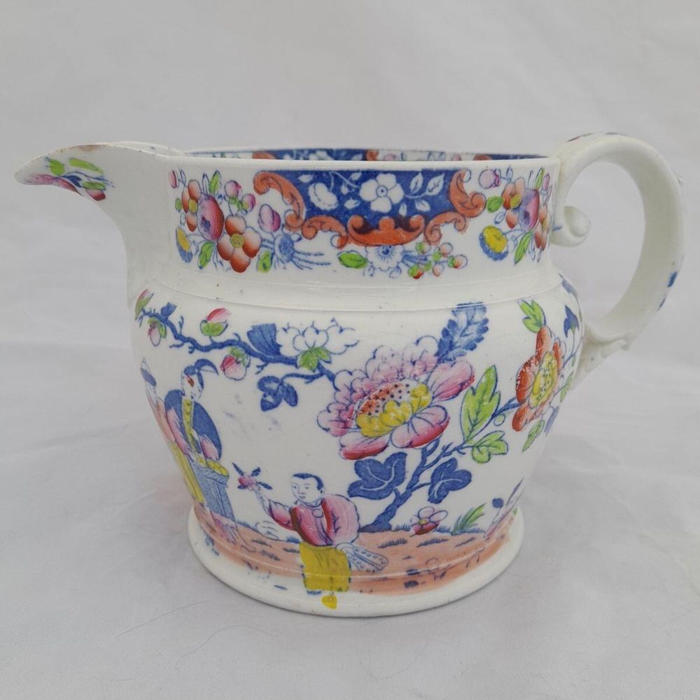 Main image - left side view