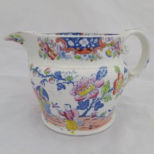 Main image - left side view