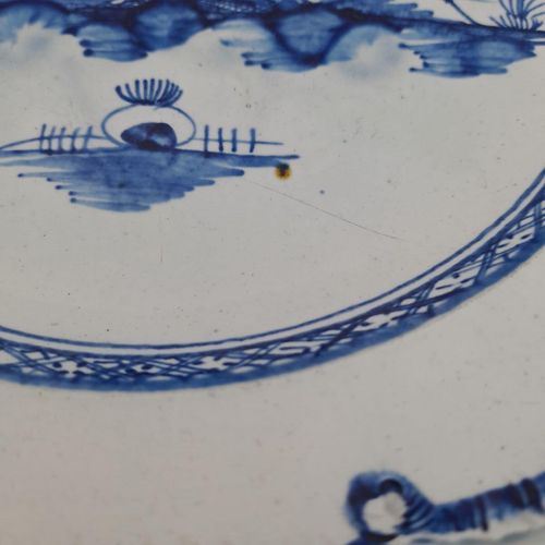 Close up of the hairline in the well