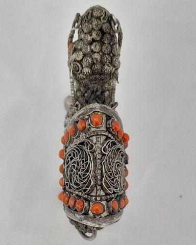 Vintage Sterling silver & coral dromedary camel ornament with mahawi possibly North Arabian - stamped 925 - 7 cm high 8 cm long weight 90 grammes
