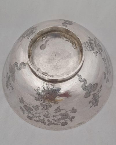 Chinese White Metal Silver Bowl 5" Engraved flower vase & Longevity character shou 壽 Lingzhi Fungus 19th century 173 grammes