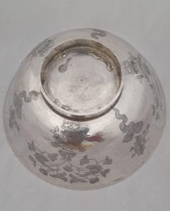 Chinese White Metal Silver Bowl 5" Engraved flower vase & Longevity character shou 壽 Lingzhi Fungus 19th century 173 grammes