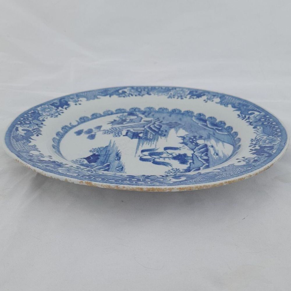 Side on  left edge  plate 1