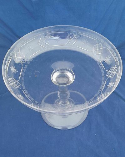 Antique Late Georgian Engraved Clear Glass Centrepiece Comport Compote circa 1830
