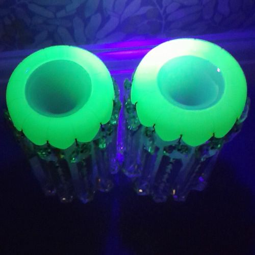 Fluorescent lamp showing uranium glass