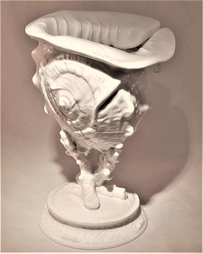 Antique Wedgwood White Porcelain Centrepiece - Fine Bone China Conch Shell sat Upon Coral on a round base - Victorian circa 1900 - 24.8 cm H 19 cm L