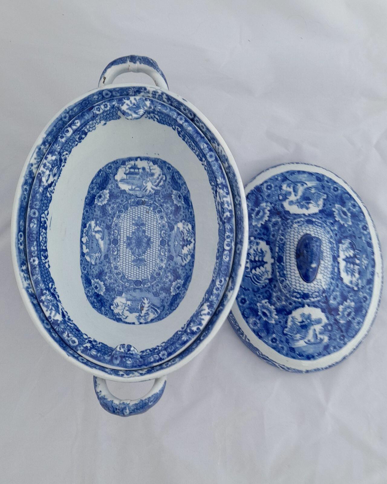 Herculaneum Pottery Blue & White Pearlware Warming Tureen Net Pattern