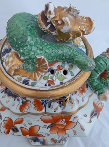 Antique Masons Patent Ironstone China alcove vase hand painted Fence Japan pattern potpourri circa 1815 Dragon handles Regency early 19thC 54cm 7.6kg