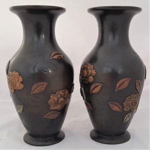 Right front -Japanese Patinated Bronze Vases in Mixed Metal - Antique Meiji Period circa 1900 - inverted baluster decorated with rose flowers - Shakudo 18 cm high