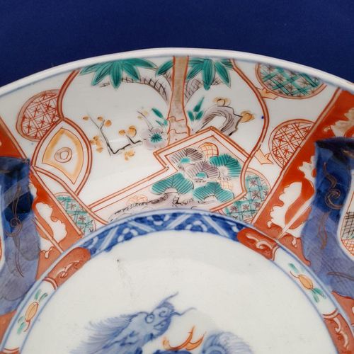 detail garden landscape cartouche - Japanese Arita porcelain Imari pattern Bowl with Central Kirin & garden scenes - the base with double foot ring - antique late Edo period 19th C
